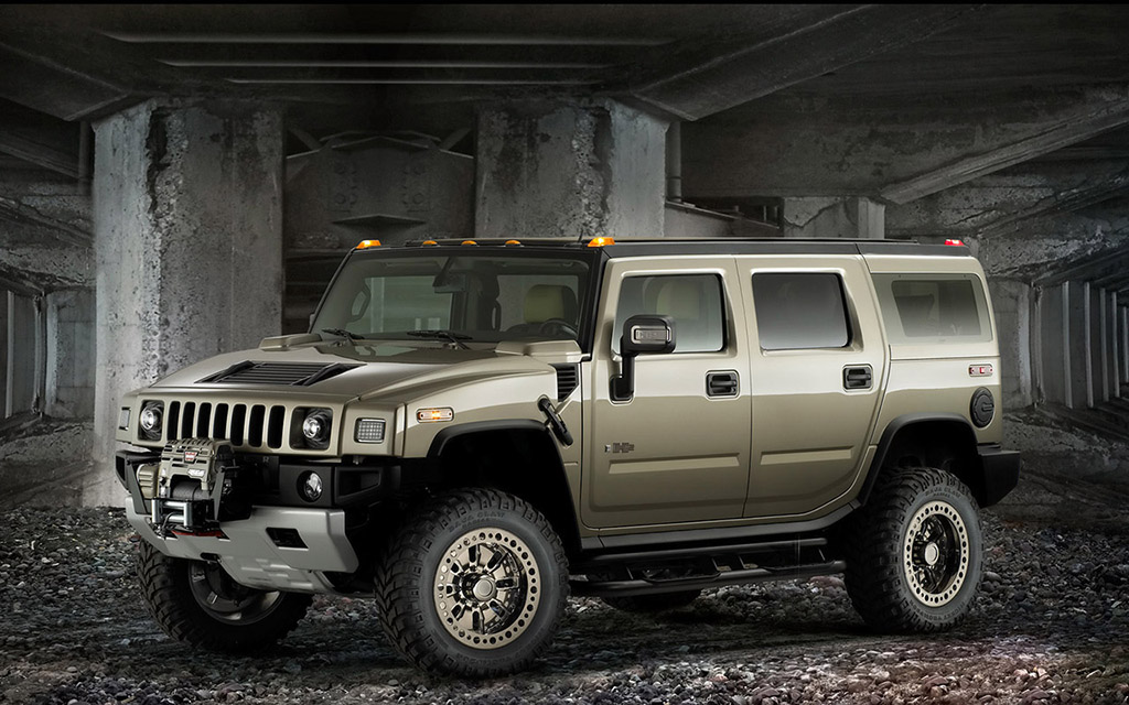 2017 Hummer H2 Front Angle View