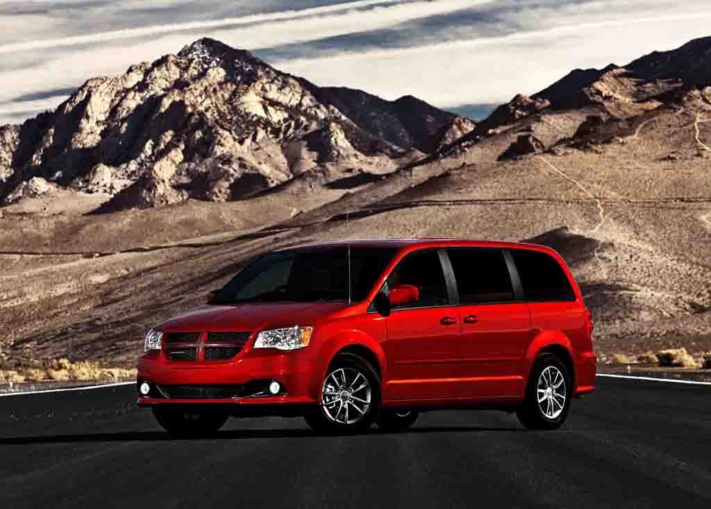 2018 Dodge Caravan Front Angle