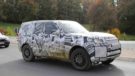 2018 Land Rover LR4 Front Angle