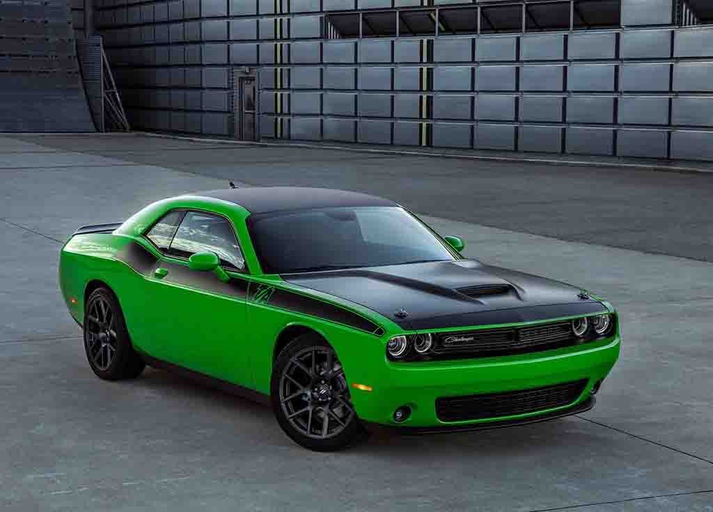 2018 Dodge Barracuda Front Angle