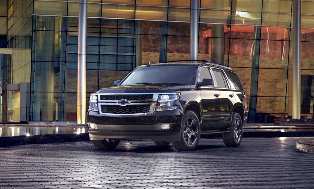 2018 Chevy Tahoe Front Angle