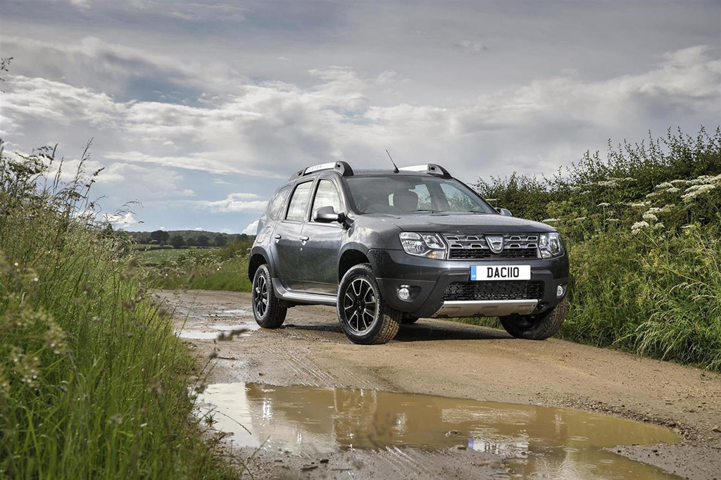 2018 Dacia Duster Front Angle