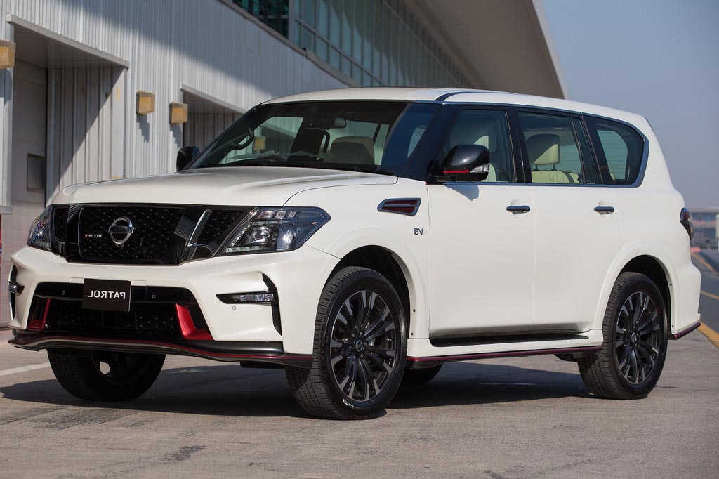 2018 Nissan Patrol Front Angle