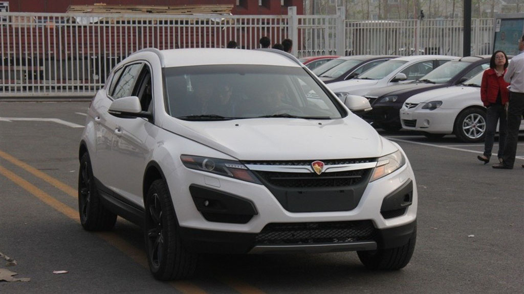 2018 Lotus SUV Front Angle